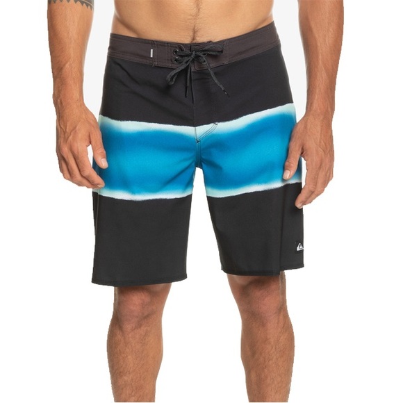 Quicksilver Men’s Boardshorts Surf Silk New Wave 19 Black & Blue - 32 Waist - Picture 2 of 9